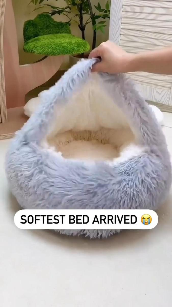 Fluffy Cat Cave Bed – Warm Plush Winter House