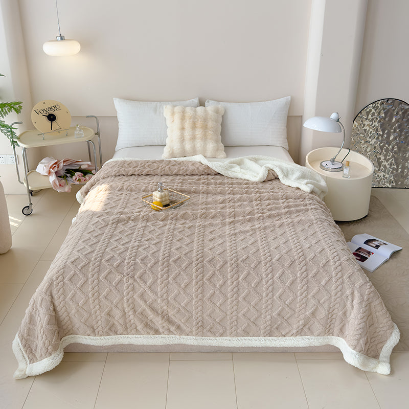 Reversible Jacquard Sherpa Throw Blanket